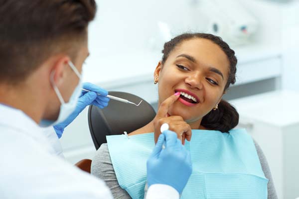How To Find The Best Cosmetic Dentist For You